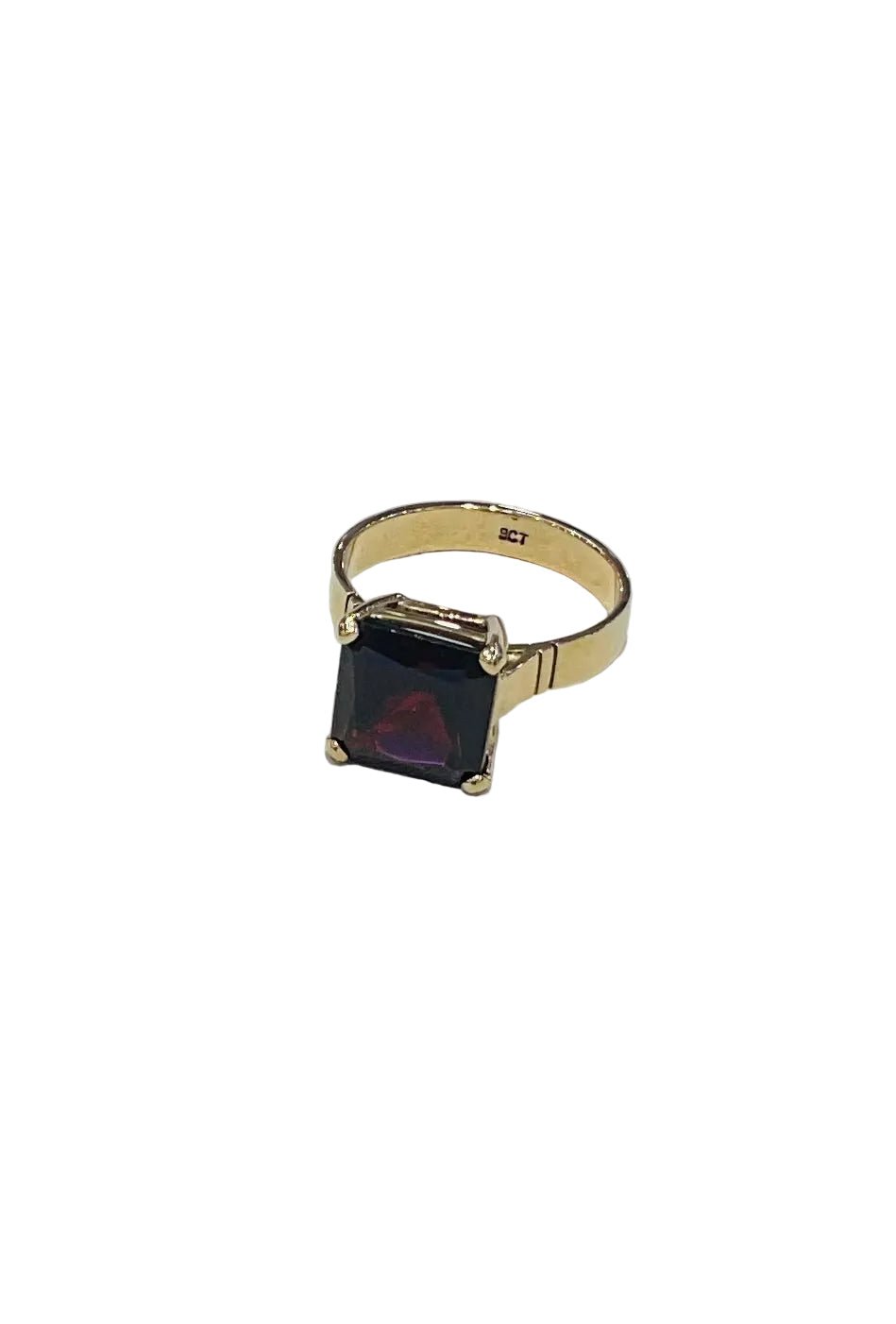 9ct Yellow Gold Square Garnet Ring - Aurum Jewels