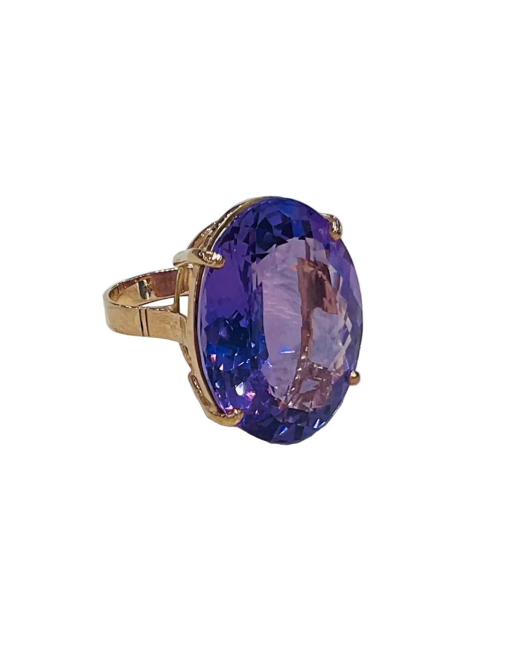 9ct Rose Gold 27x20mm Oval Amethyst Cocktail Ring - Aurum Jewels