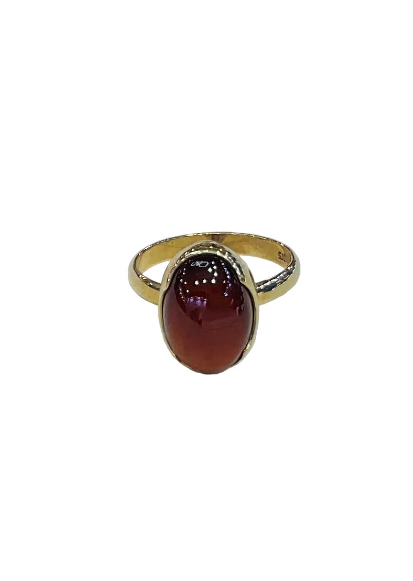 9ct Yellow Gold Oval Cabochon Garnet Ring - Aurum Jewels