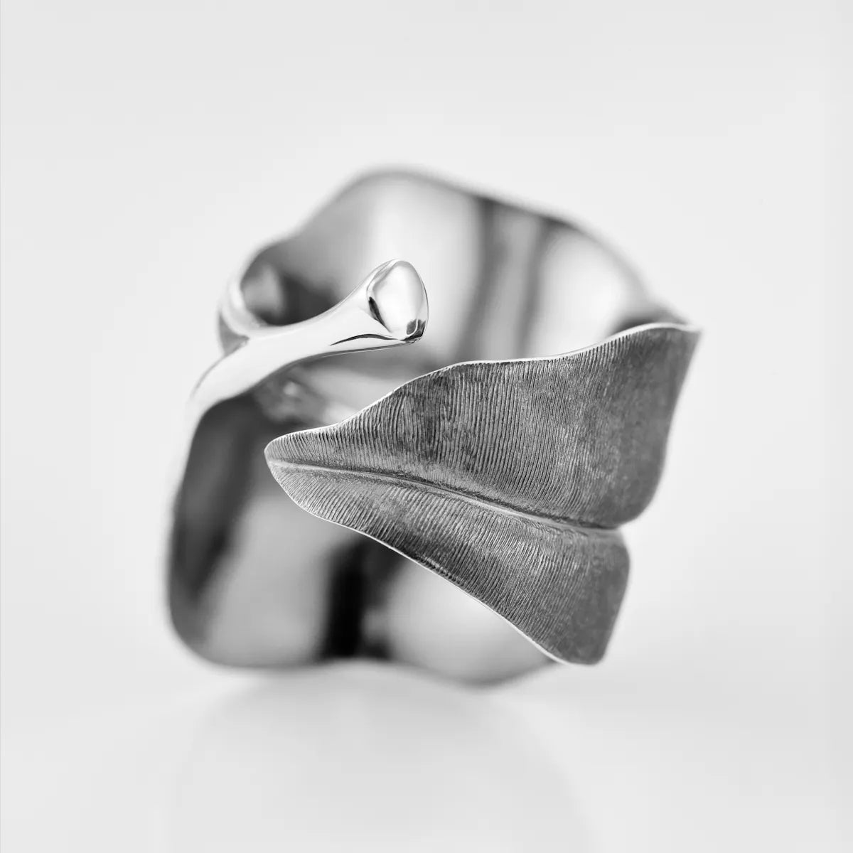 Ole Lynggaard Large Leaves Ring in Silver - Aurum Jewels