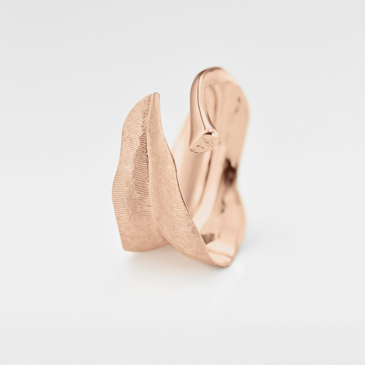 Ole Lynggaard Leaves Medium Rose Gold Ring - Aurum Jewels