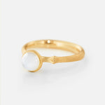Ole Lynggaard Lotus Tiny White Moonstone - Aurum Jewels