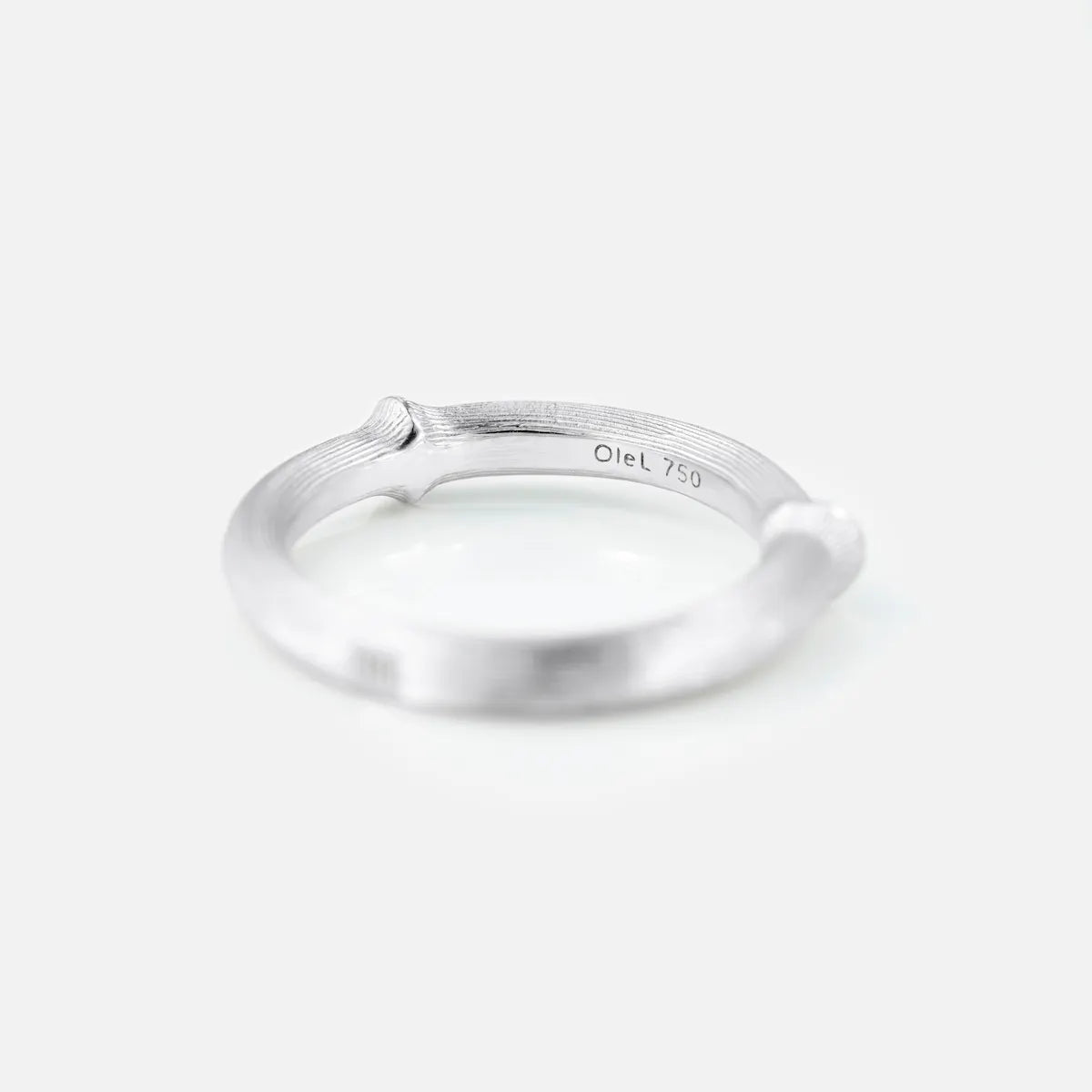 Ole Lynggaard Nature Ring in White Gold - Aurum Jewels